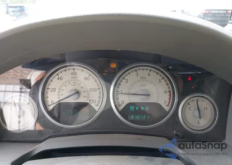 2008 Chrysler Town & Country Limited z USA, uszkodzony, nr VIN 2A8HR64X18R123125